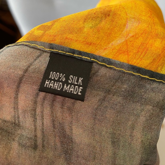 Armenian 100% Silk Scarf Hand Made in Yerevan Yellow/Grey St. Gregory Prayer NWT - Picture 11 of 16